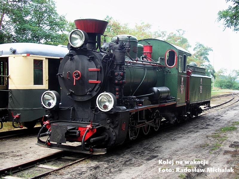 Parowóz Px29-1704 na stacji Wilcze Tułowskie – koleje wąskotorowe w Polsce