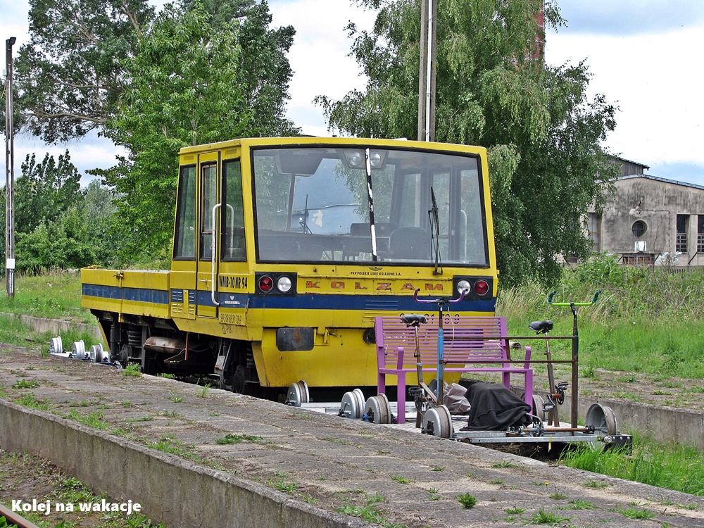 Drezyna motorowa na stacji Tolkmicko.