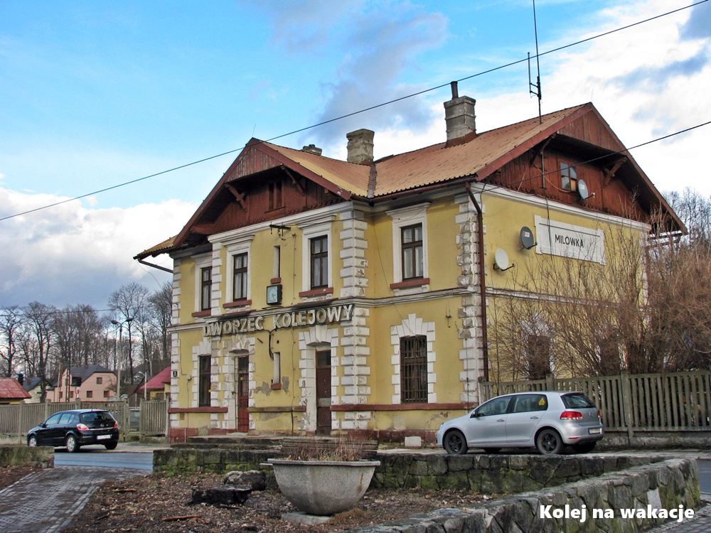 Budynek stacji Milówka
